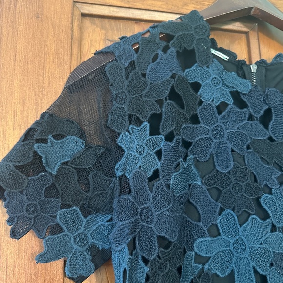 Elie Tahari Ophelia Lace Sheath Dress in Black/Blue size 4 - Picture 11 of 13